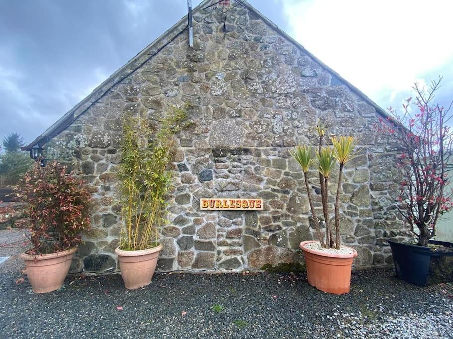 Delightful Artistic Granite Barn In Rural Hamlet Apartment Launceston Exterior foto
